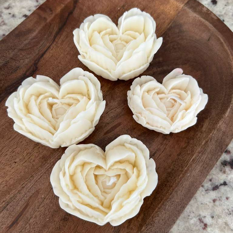 Small Heart Shaped Peony